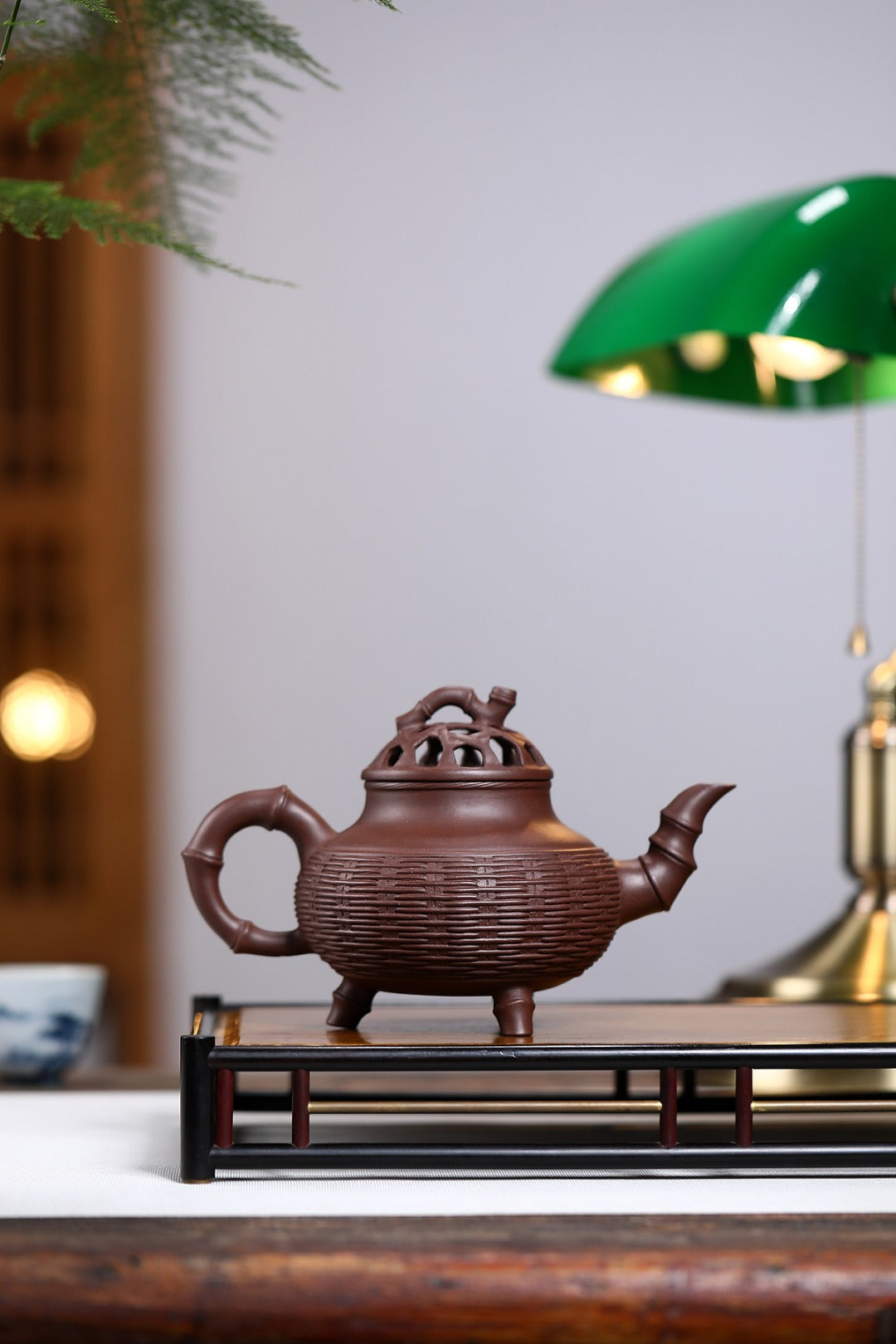 高工佳作！！ 《竹编三足立鼎》 国家级高级工艺美术师 蒋亚平 原矿老紫泥，440cc，菱形9孔出水