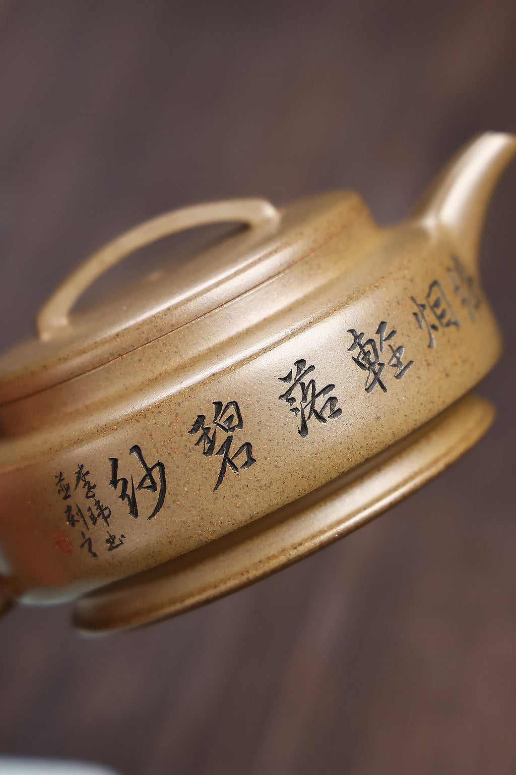 《玉盘》 国家级工艺美术师 鲍玉华 装饰：李玮（江苏省陶瓷艺术大师，正高)原矿家藏老蟹壳青段泥，140cc，内推球孔出水