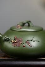 《松鼠葡萄》 国家级高级工艺美术师 蒋亚平 原矿民国绿泥，260cc，菱形9孔出水