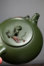 《松鼠葡萄》 国家级高级工艺美术师 蒋亚平 原矿民国绿泥，260cc，菱形9孔出水