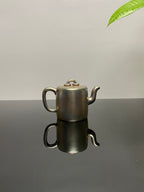 原矿优质紫砂·特色黄金贝壳烧《双圈壶》精品重器！  ——原矿优质底槽清 ·160cc ——著名紫砂陶艺家 马兰·制  &nbsp;非遗级黄金紫晶古法贝壳烧介绍