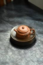 德钟·全手工 /研高刘红仙作品 /容量130cc/原矿桂花砂 德钟壶寓意在“上德不德，是以有德”
