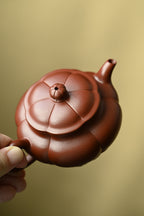 葵仿古·全手工 /景舟杯金奖省名人研高何叶作品 /容量160cc/原矿大红袍 以仿古为型用筋纹、块面转折的表现手法制作而成