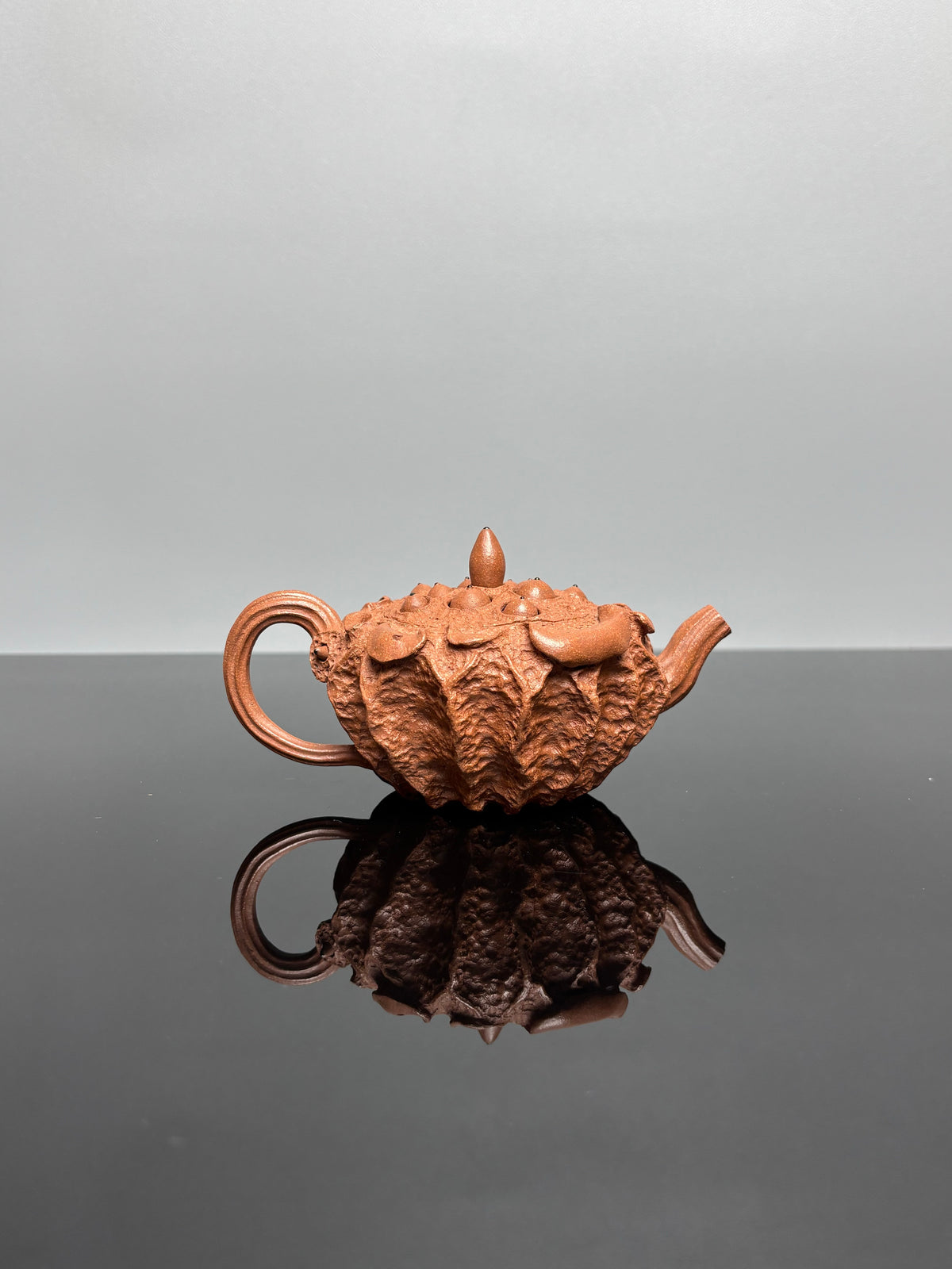 稀世罕见·紫砂臻品｜沈更轶制×彭金格绘 世间唯一巅峰孤品《喜得连科》典藏传世·高端礼赠·双绝重器👍——原矿优质老段泥·180cc