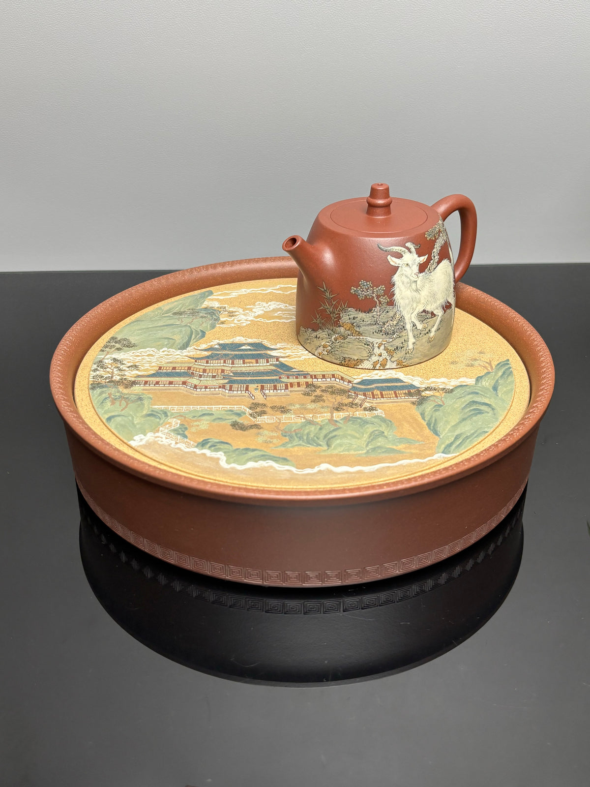 泥绘巅峰·藏界无双｜紫砂业界天花板·李金强亲绘稀世孤品【汉铎壶·松羊献瑞】羊🐑礼藏顶配｜尽显身份｜潜力重器👍（可高端私人定制）  原矿优质底槽清·200cc
