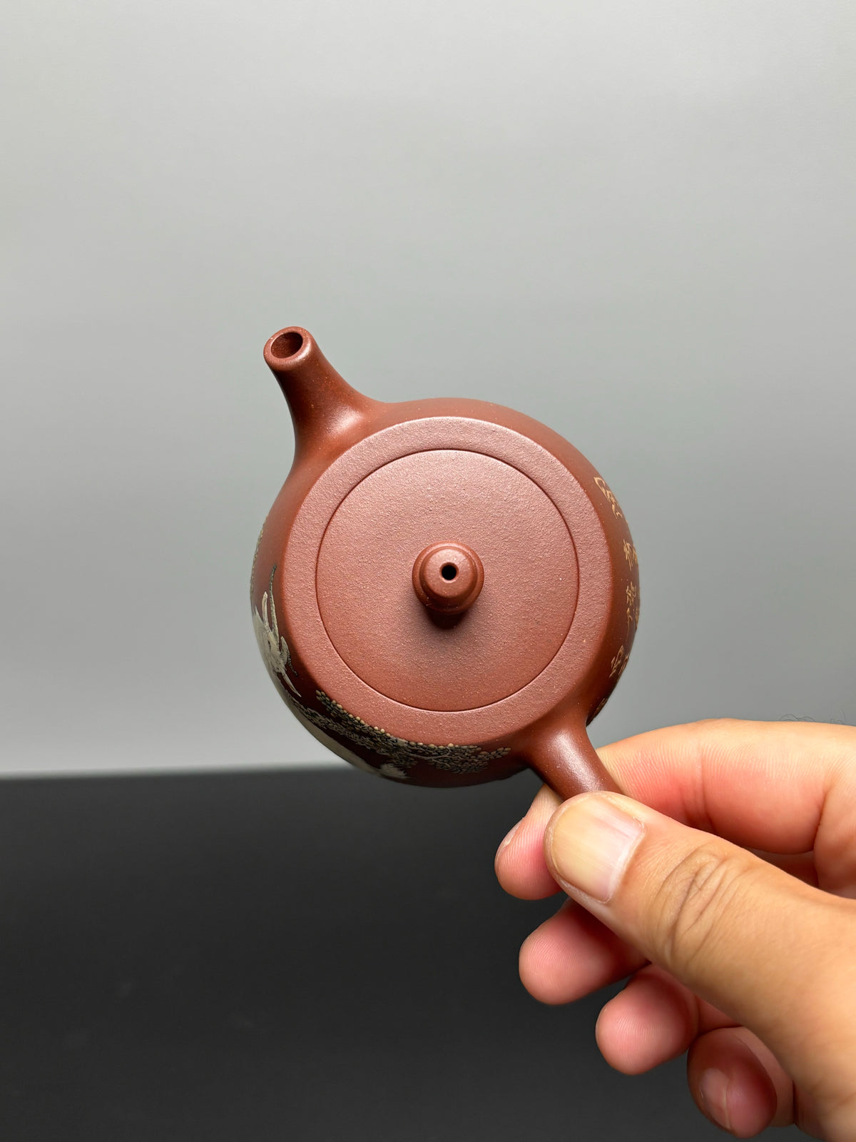泥绘巅峰·藏界无双｜紫砂业界天花板·李金强亲绘稀世孤品【汉铎壶·松羊献瑞】羊🐑礼藏顶配｜尽显身份｜潜力重器👍（可高端私人定制）  原矿优质底槽清·200cc