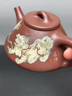 李金强亲绘稀世孤品【子冶石瓢】收藏传世｜礼赠顶级｜潜力重器👍（可私人定制） 原矿优质底槽清·280cc，子冶石瓢骨肉挺拔、线条利落，古朴壶身承载顶级工笔泥绘，业界No1。