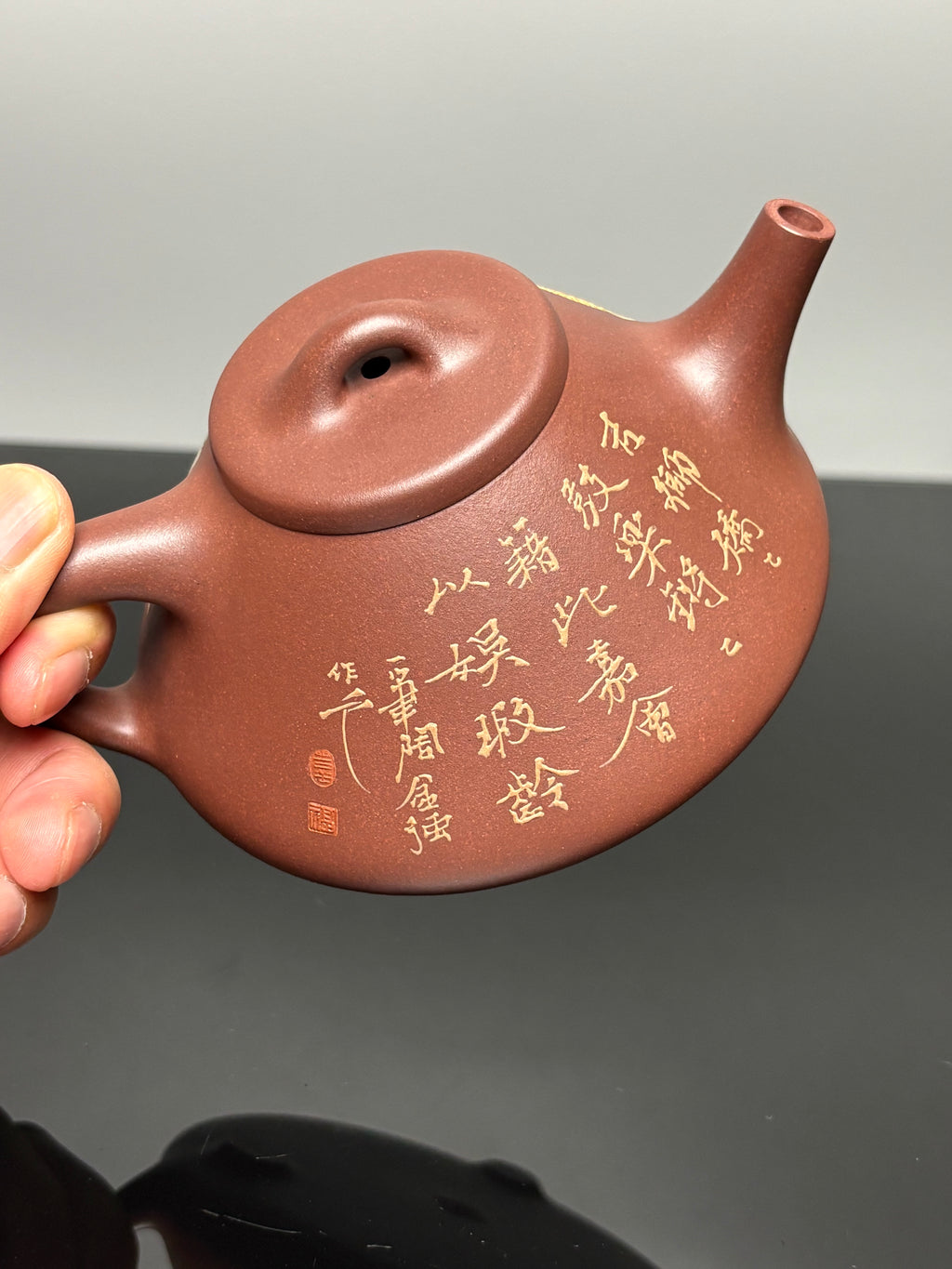 李金强亲绘稀世孤品【子冶石瓢】收藏传世｜礼赠顶级｜潜力重器👍（可私人定制） 原矿优质底槽清·280cc，子冶石瓢骨肉挺拔、线条利落，古朴壶身承载顶级工笔泥绘，业界No1。