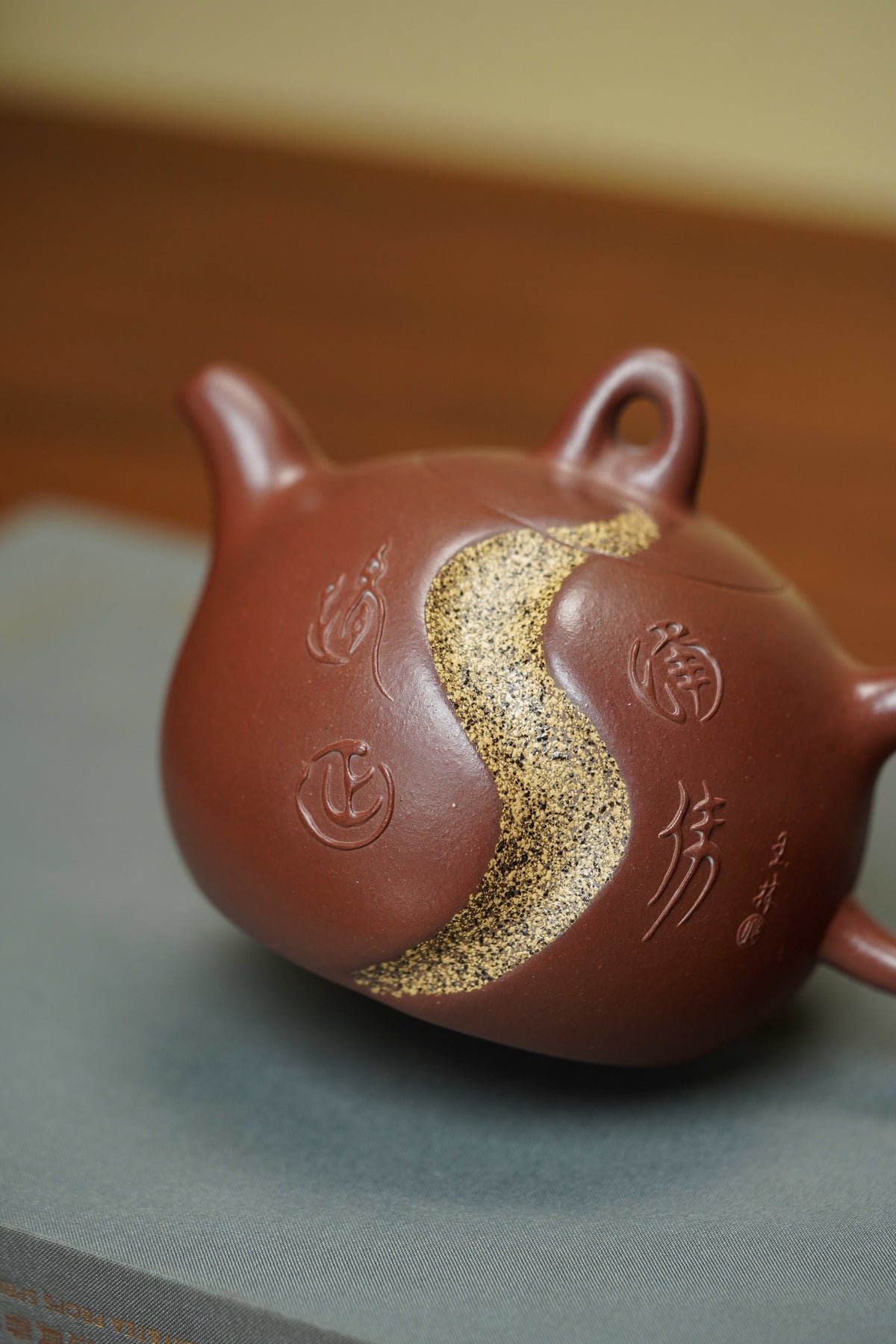紫砂彩陶融合·一代宗师邱玉林｜殿堂臻品《人生路套组》高端礼赠｜传世收藏｜潜力天花板重器👍料：原矿底槽清老料｜容量：420cc｜工艺：独家茶叶沫宝石釉