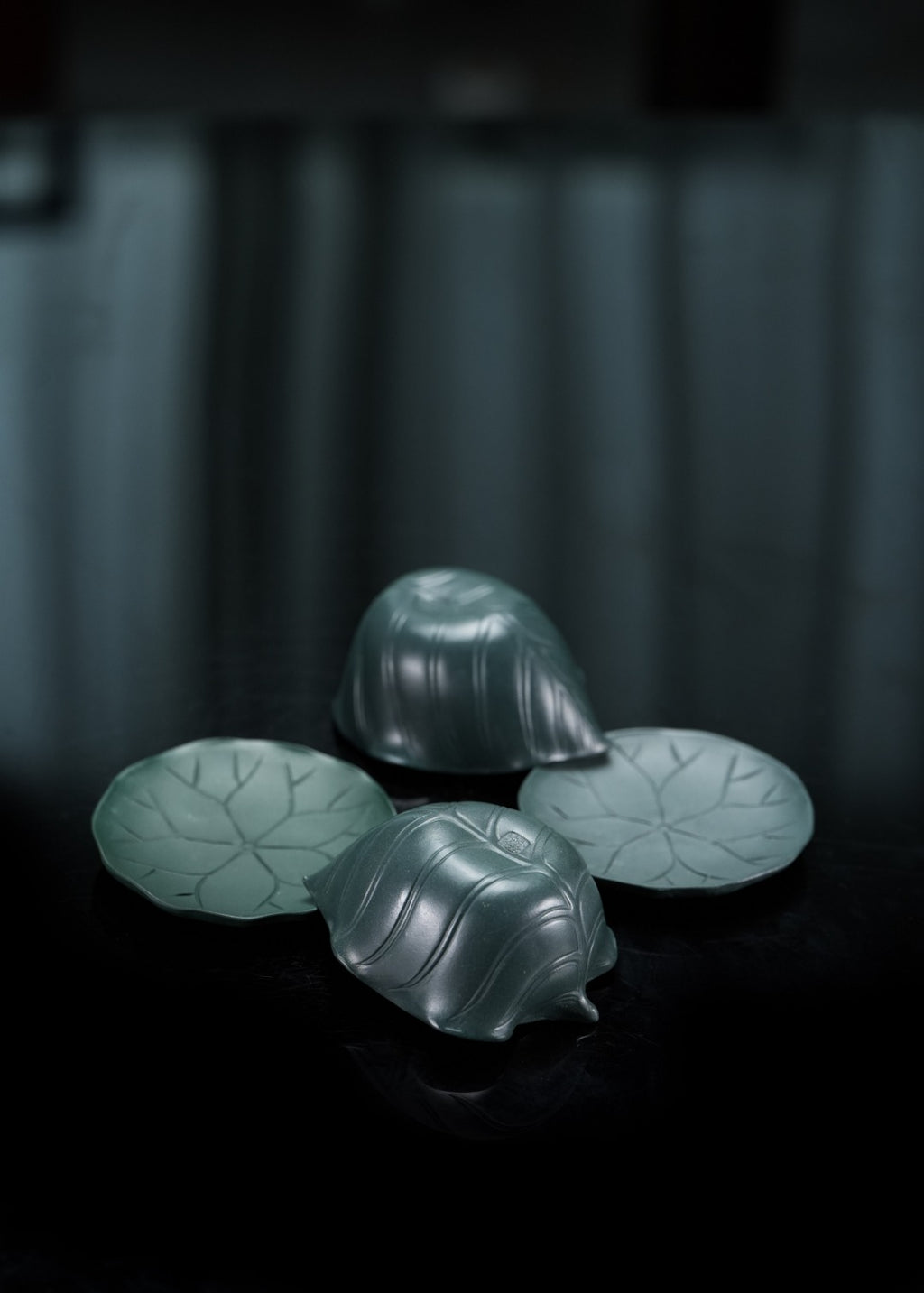 蒋蓉之女 传世花器｜蒋艺华·非遗紫砂巅峰重器《树蛙套组》收藏传世·高端礼赠艺术珍品！  ——原矿优质绿泥 ·300cc ——中国传统陶瓷艺术大师·蒋艺华 制