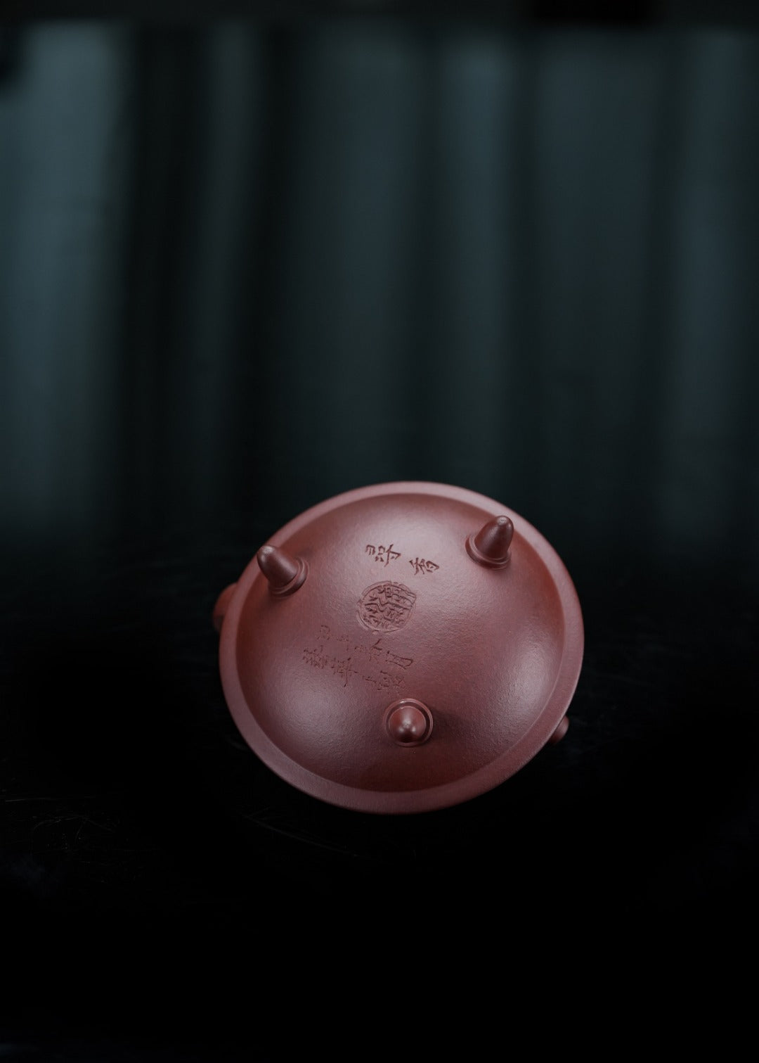 蒋蓉之女 传世花器｜蒋艺华·非遗紫砂巅峰重器《寻香壶》收藏传世·高端礼赠艺术珍品！  ——原矿优质老紫泥·200cc ——中国传统陶瓷艺术大师·蒋艺华 制