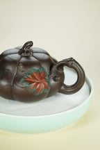 百年传承 紫砂世家｜大生壶第四代嫡传·范秀芳紫砂臻品《扁南瓜壶》传世收藏·礼赠双绝重器！  ——原矿优质紫泥·350cc ——江苏省陶瓷艺术大师·范秀芳 制