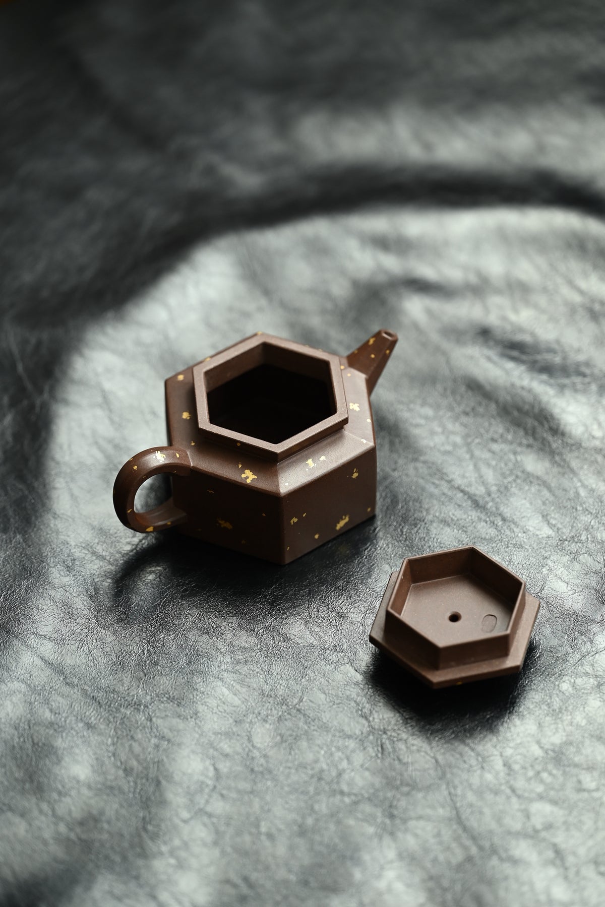 六棱·全手工/全手工大赛一等奖，景舟杯银奖得主贺杨作品 /容量150cc/紫泥撒金