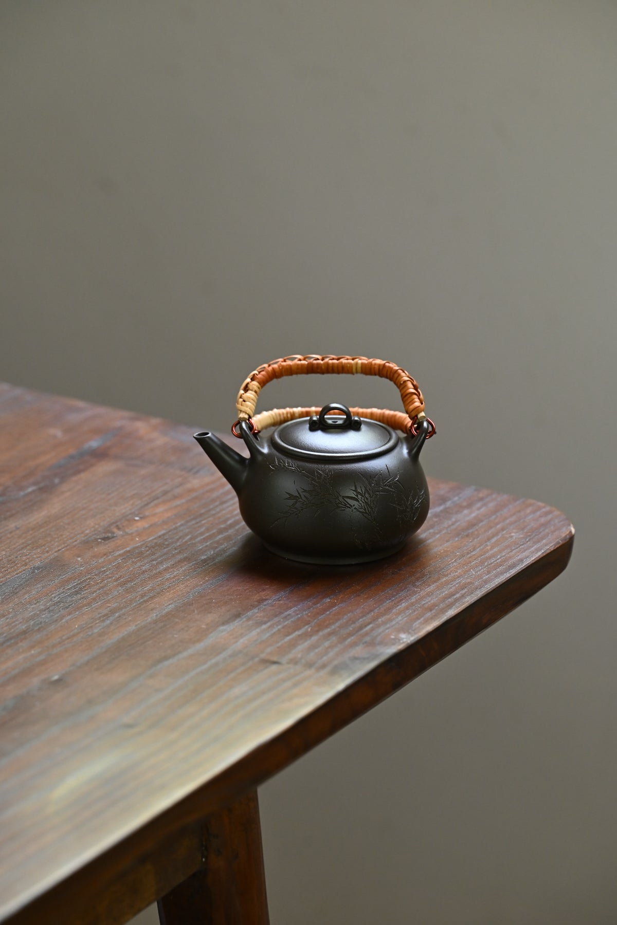 板桥提梁·全手工 /全手工大赛一等奖，双刀小楷第一人祁令军作品/容量200cc/独家端绿泥