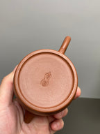 原鉱・良材・名工「漢瓦セット」　淹茶に最適な大口蓋の逸品👍🏻
——原鉱・高品質な降坡泥・220cc
——実力派陶芸家・周文賞 作