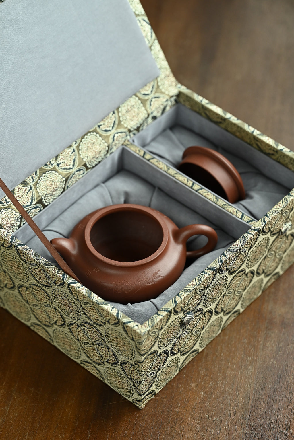 仿古·全手工/传统器高手沈妮作品 容量180cc/极品紫泥