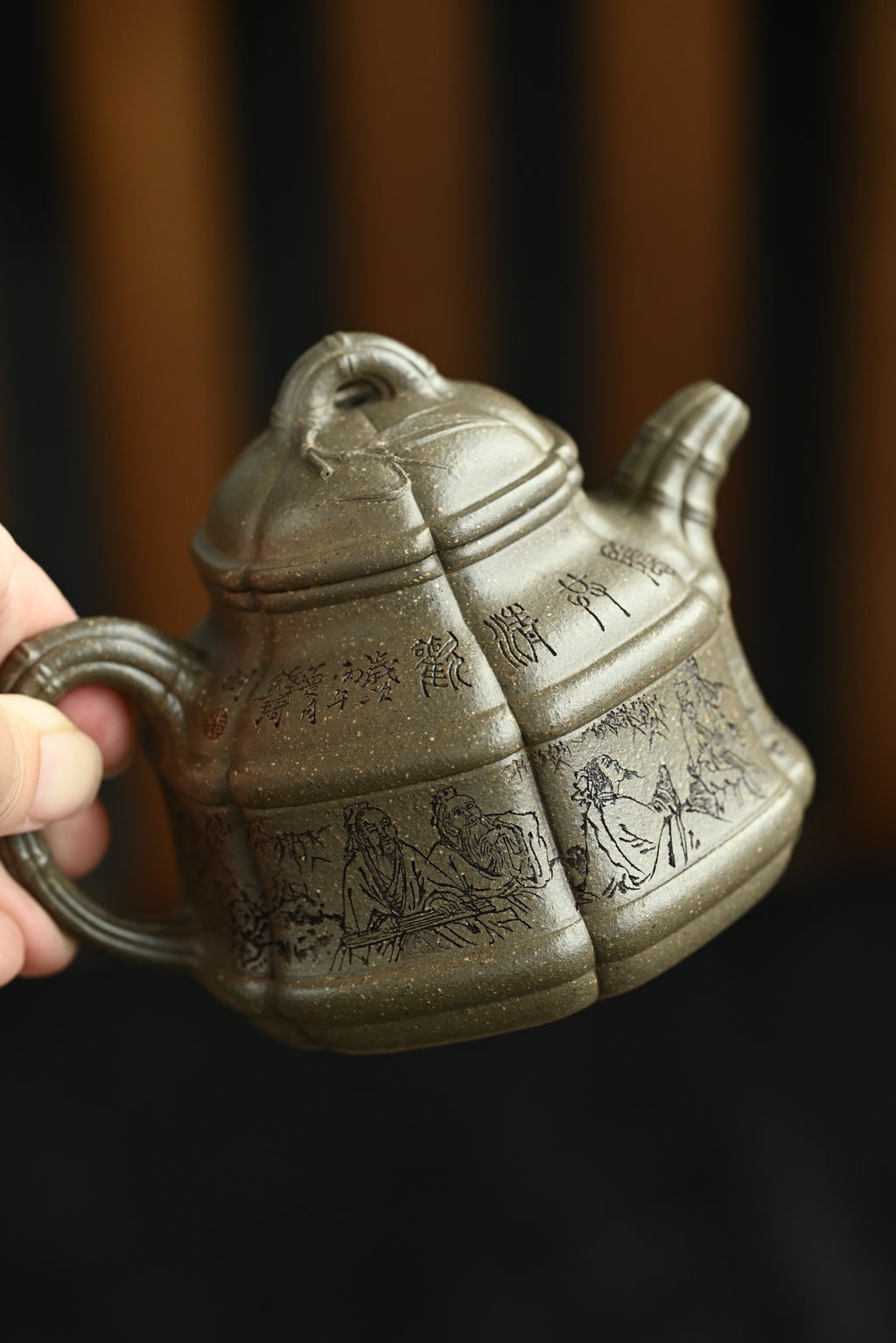 六瓣竹鼎·双工合制 /大拍陶手雷罡作品（师承范伟群），钱琦刻/容量230cc/家藏蟹壳青