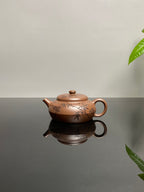 陈宏林大师传世巅峰臻品【虚怀壶】收藏送礼·双绝重器!&nbsp;  ——原矿优质老紫泥·120cc ——紫砂山水陶刻天花板·陈宏林亲工