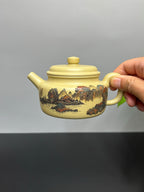 紫砂界彩刻山水第一人·李峰巅峰臻品《德钟壶》礼藏双绝 传世重器！  ——原矿优质本山绿泥·260cc ——著名紫砂彩刻艺术家·李峰亲工