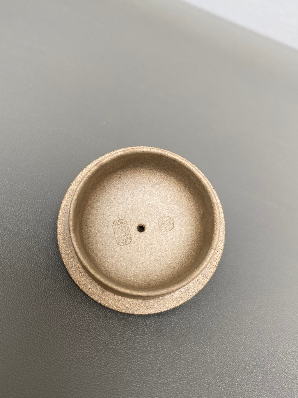 紫砂界彩刻山水标杆·李峰臻品《玉龙壶》礼藏双绝 传世重器！  ——原矿优质青段·320cc ——著名紫砂彩刻艺术家·李峰亲工