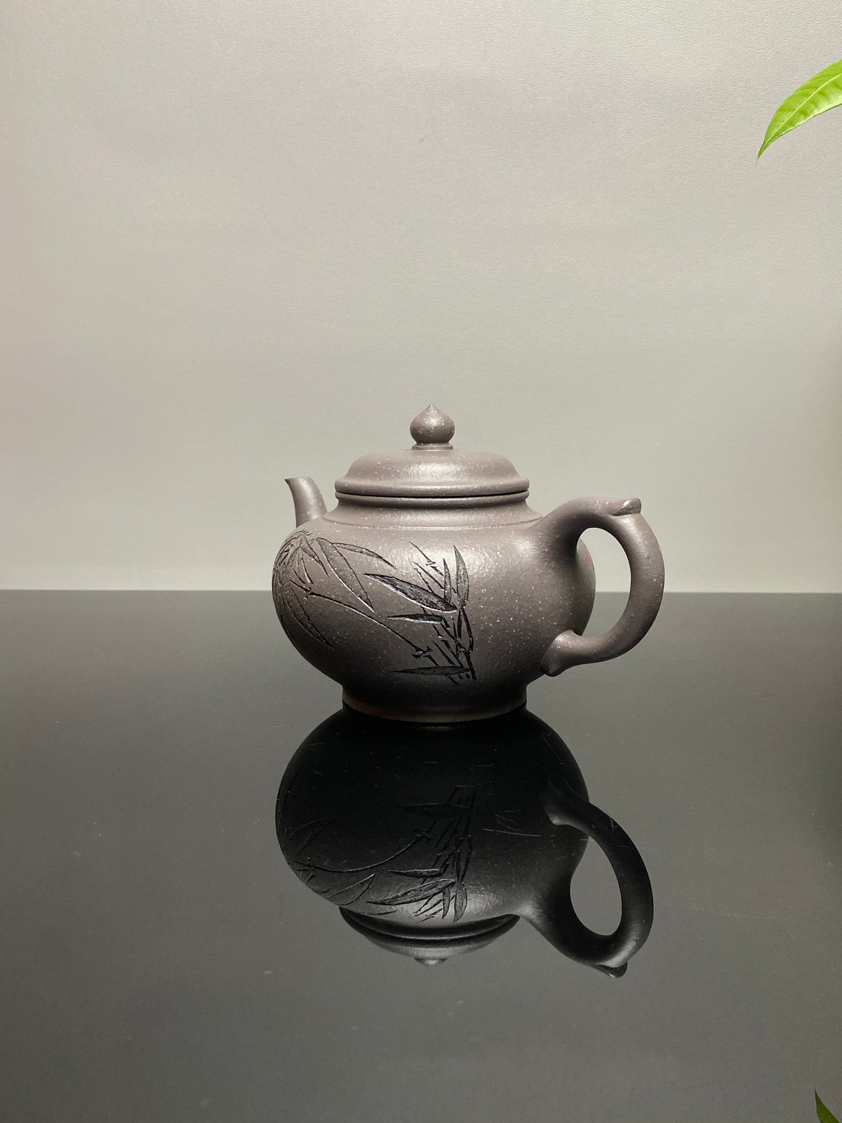 范泽锋高徒·邱爽紫砂潜力重器《笑樱壶》是您礼藏皆宜的高端艺术品👍  ——原矿优质天青泥·500cc