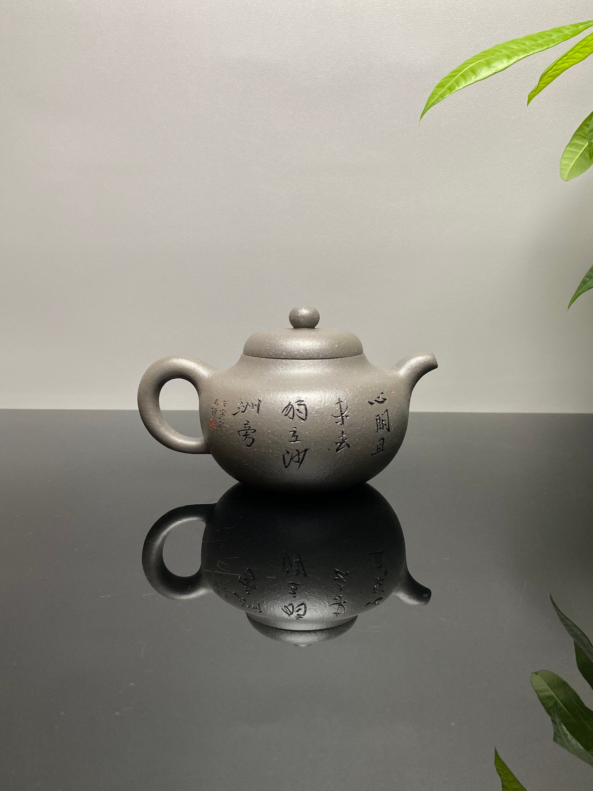 范泽锋高徒·邱爽紫砂潜力重器《柿圆壶》是您礼藏皆宜的高端艺术品👍  ——原矿优质天青泥·460cc
