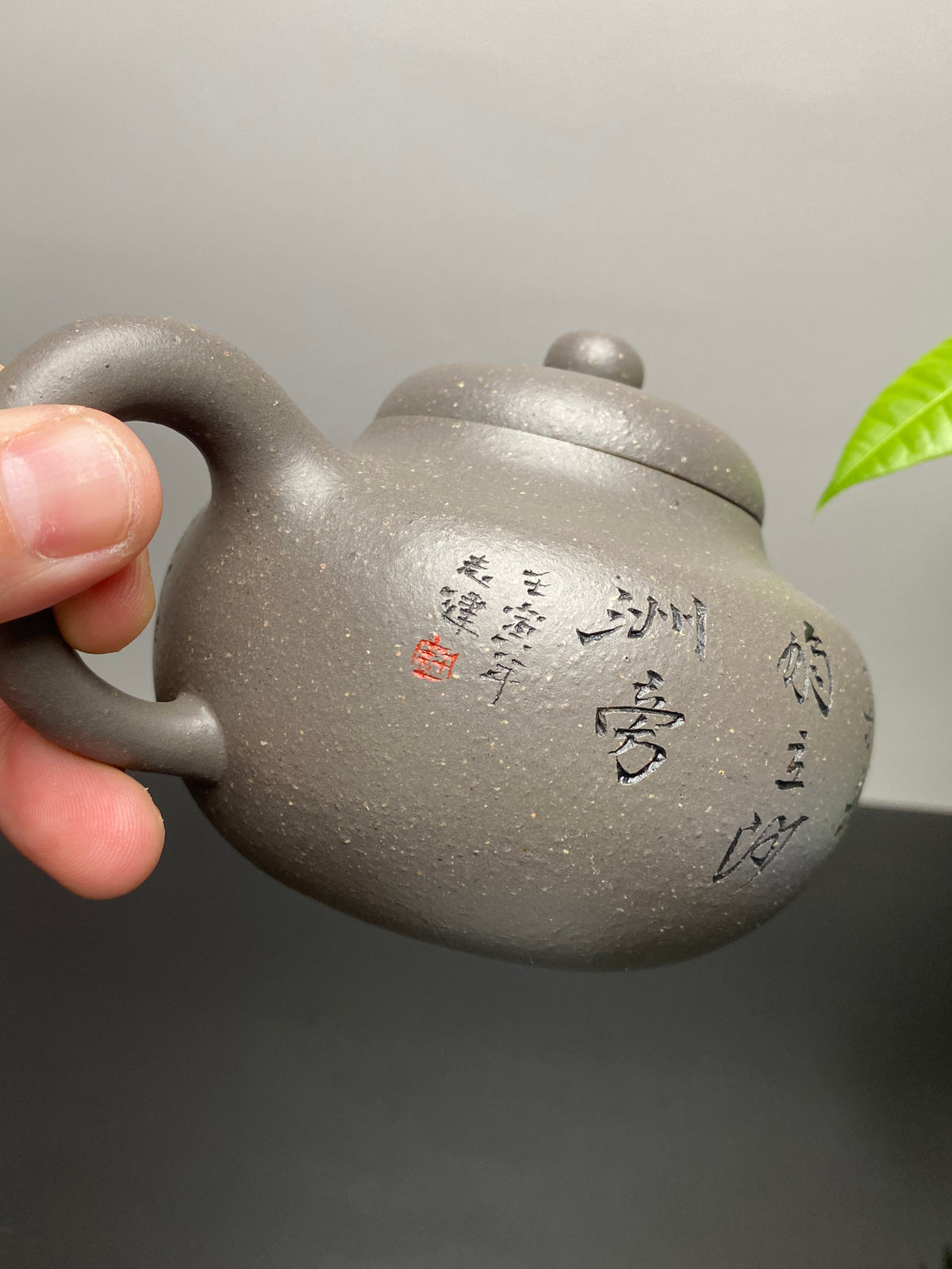 范泽锋高徒·邱爽紫砂潜力重器《柿圆壶》是您礼藏皆宜的高端艺术品👍  ——原矿优质天青泥·460cc