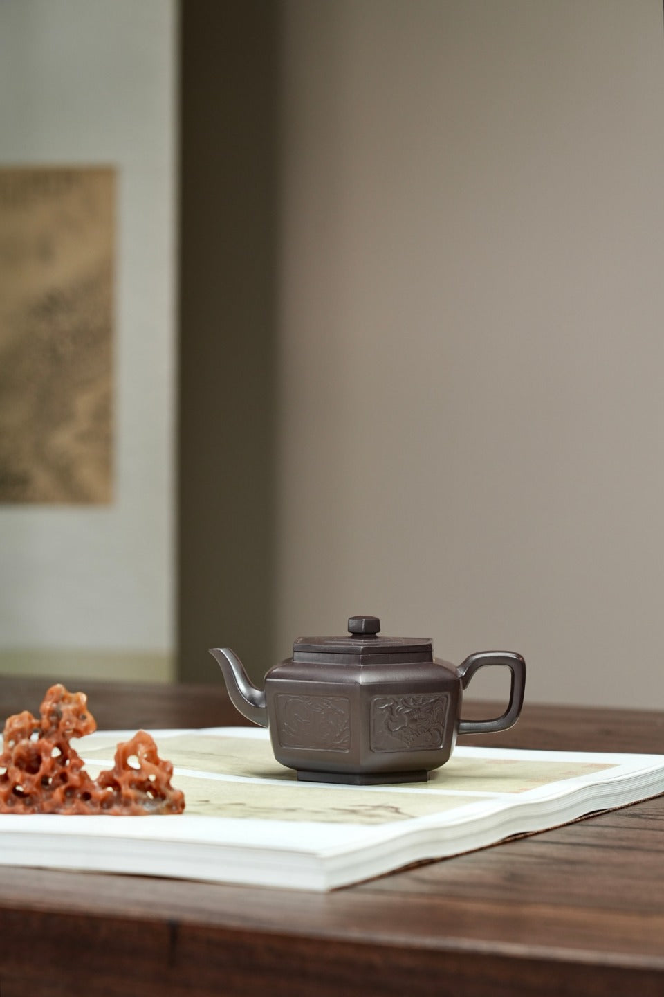 紫砂界80后方器标杆·耿浩巅峰臻品《六方龙凤壶》甄选原矿优质老紫泥·200cc