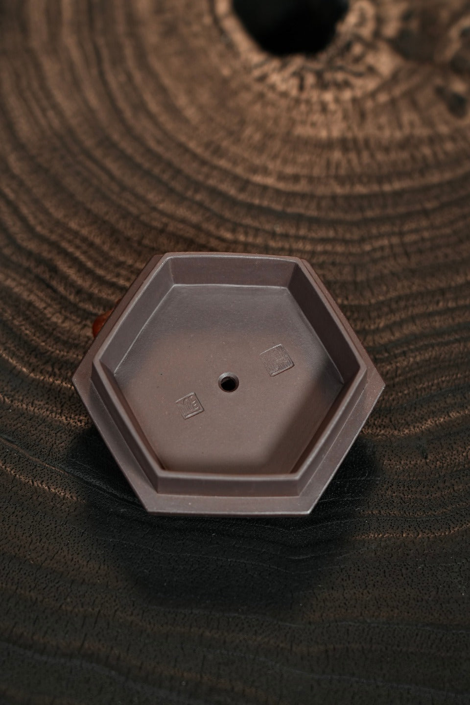紫砂界80后方器标杆·耿浩巅峰臻品《六方龙凤壶》甄选原矿优质老紫泥·200cc