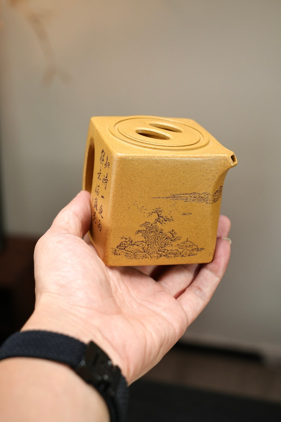 紫砂界80后方器标杆·耿浩～陈宏林联诀金奖重器《阳羡四方壶》礼藏传世，未来可期！甄选原矿优质黄金段·300cc