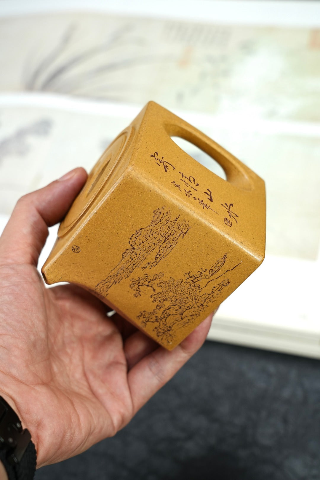 紫砂界80后方器标杆·耿浩～陈宏林联诀金奖重器《阳羡四方壶》礼藏传世，未来可期！甄选原矿优质黄金段·300cc