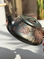 中国紫砂界当代梅王·朱炳浩(石陶）本工巅峰臻品《暗香石瓢》——原矿优质底槽清·120cc（黄金贝壳烧） ——任淦庭大师高徒｜朱炳浩（石陶）之作