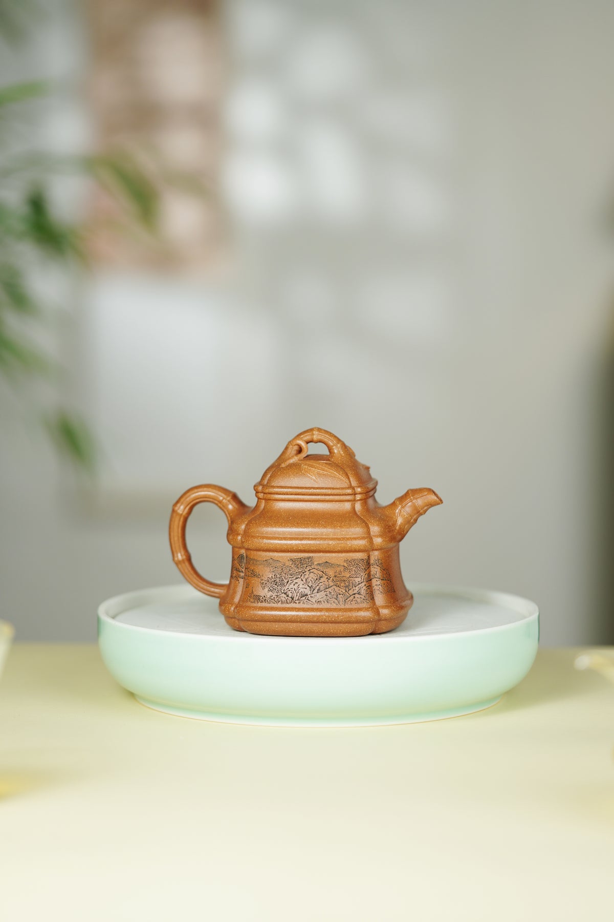 范大生嫡脉｜范秀芳制 范伟群装饰｜双省大师联诀紫砂臻品《四方竹鼎壶》范大生嫡脉｜范秀芳制 范伟群装饰｜双省大师联诀紫砂臻品《四方竹鼎壶》