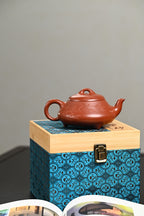 『汉棠石瓢』 底槽清·容量300cc·14孔出水·史志洪，国大师徐汉棠女婿，徐门紫砂第四代传人，国家级高级工艺美术师