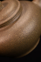 笑樱·精品 内推出水孔 /容量230cc/极品原矿老青段  作者：实力派陶手丁美荣