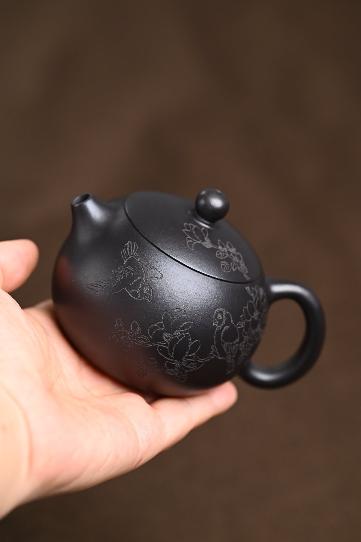 『西施』 石黄·容量160cc·9孔出水·内推·秦国萍（国家级高级工艺美术师）