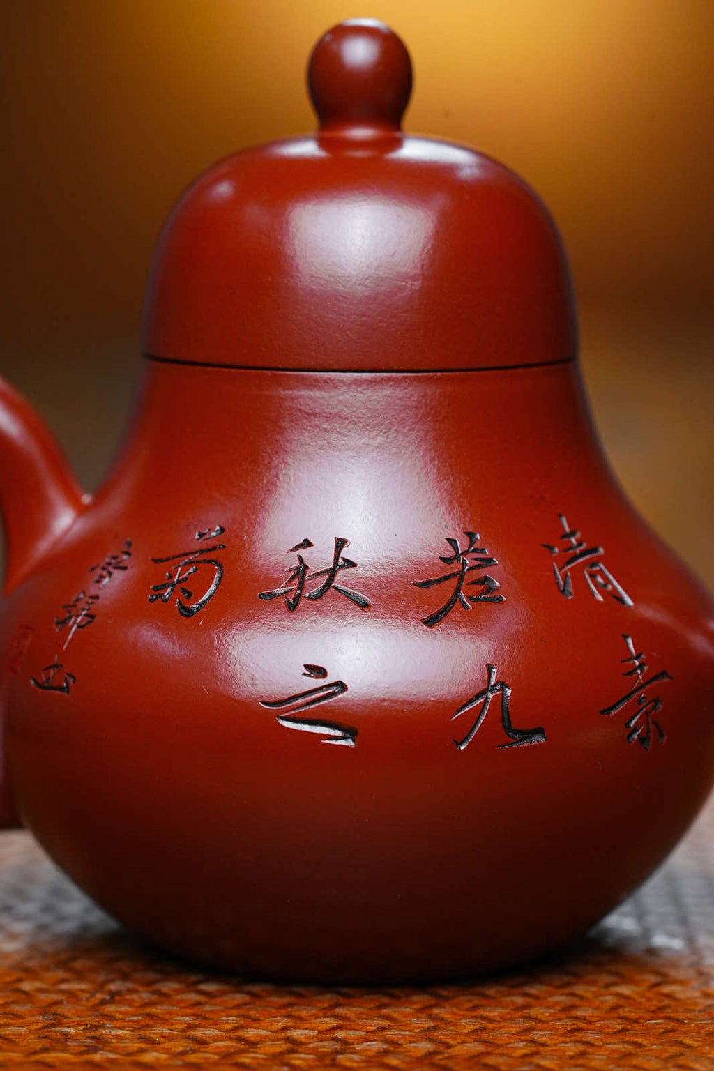 研高大师收藏级作品推荐【思婷】 寅春朱泥（老师家藏五十多年老料市面罕见 ）180CC 作者：周新元 国家级正高级工艺美术师