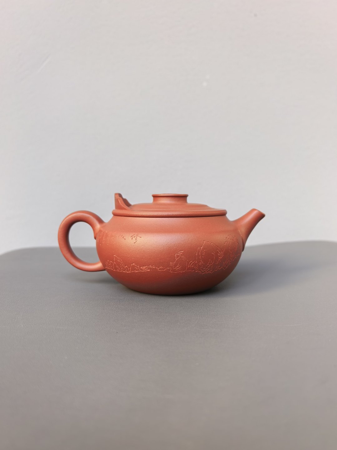 紫砂界的功勋级重器《禅意壶》 ——原矿极品底槽清·370cc ——中国陶瓷艺术终身成就奖获得者·程辉·制