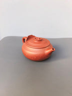 紫砂界的功勋级重器《禅意壶》 ——原矿极品底槽清·370cc ——中国陶瓷艺术终身成就奖获得者·程辉·制