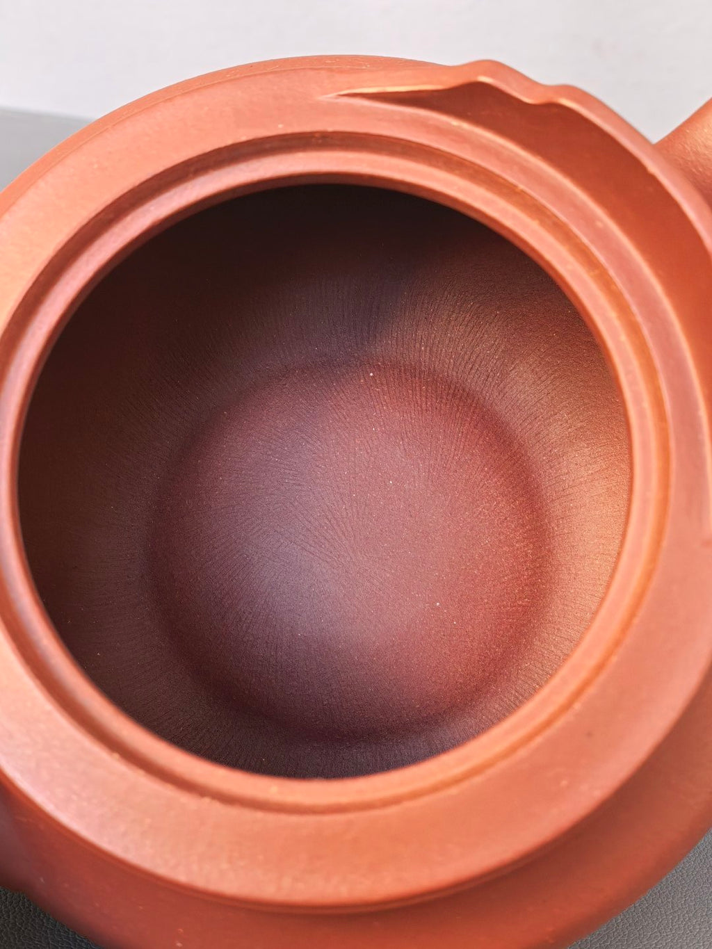 紫砂界的功勋级重器《禅意壶》 ——原矿极品底槽清·370cc ——中国陶瓷艺术终身成就奖获得者·程辉·制