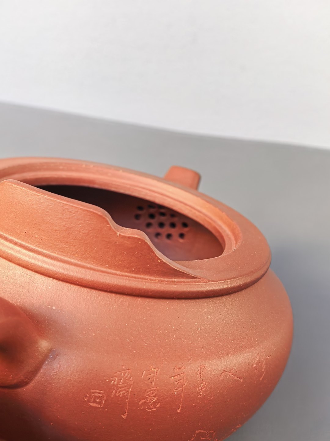 紫砂界的功勋级重器《禅意壶》 ——原矿极品底槽清·370cc ——中国陶瓷艺术终身成就奖获得者·程辉·制