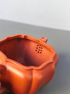 程辉大师 紫砂界的功勋级领军人物·精品佳作《菱花壶》——原矿极品朱泥·160cc ——中国陶瓷艺术终身成就奖获得者·程辉之作