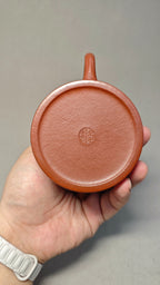 【汉瓦】 泥料：原矿朱泥 容量：180cc    孔数：9孔