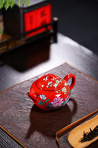 特价仅一只 杨军保老师作品，景德镇国大师任瑞华装饰【水平】 容量：260cc 泥料：家藏民国红皮龙 壶身装饰珐琅彩加描金，华美大气。