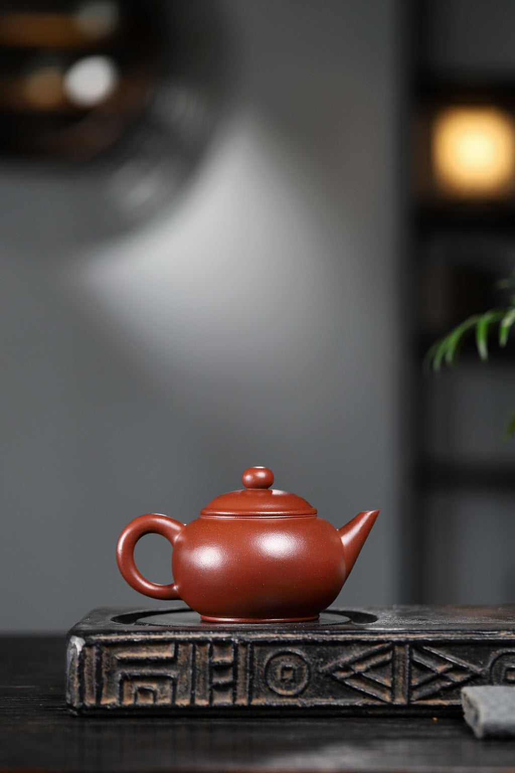 杨鹏全手工薄胎水上瓢【水平壶】泥料：鸡眼底槽清（一泡茶后泥料包浆立现）容量：250cc。作者：实力派名家杨鹏老师全手工制作
