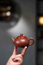 杨鹏全手工薄胎水上瓢【水平壶】泥料：鸡眼底槽清（一泡茶后泥料包浆立现）容量：250cc。作者：实力派名家杨鹏老师全手工制作
