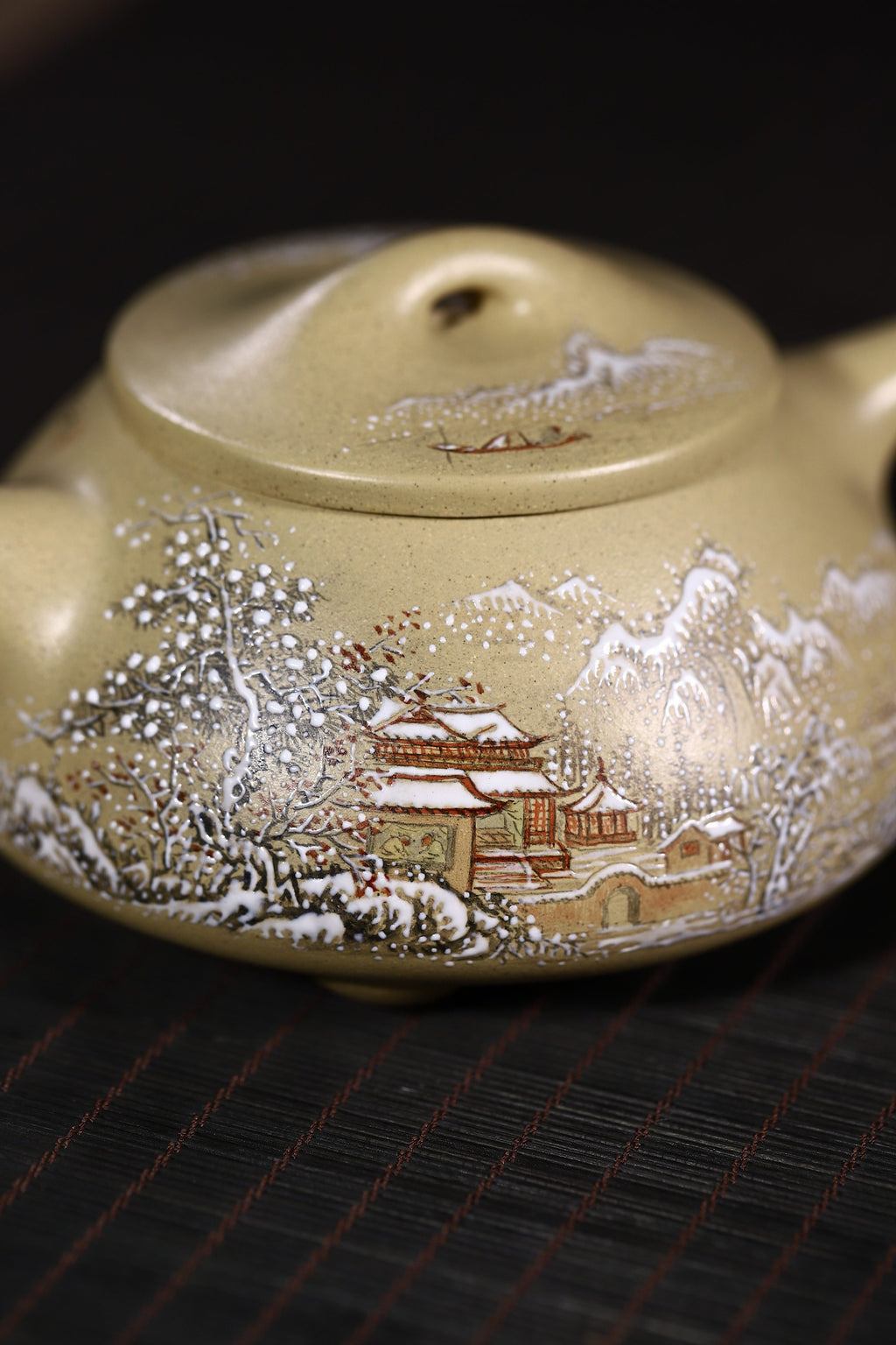 大师许成权高徒张丽老师制壶，陶瓷艺术大师沈凯老师装饰新品【景舟石瓢 · 玉蕊迎春】270cc