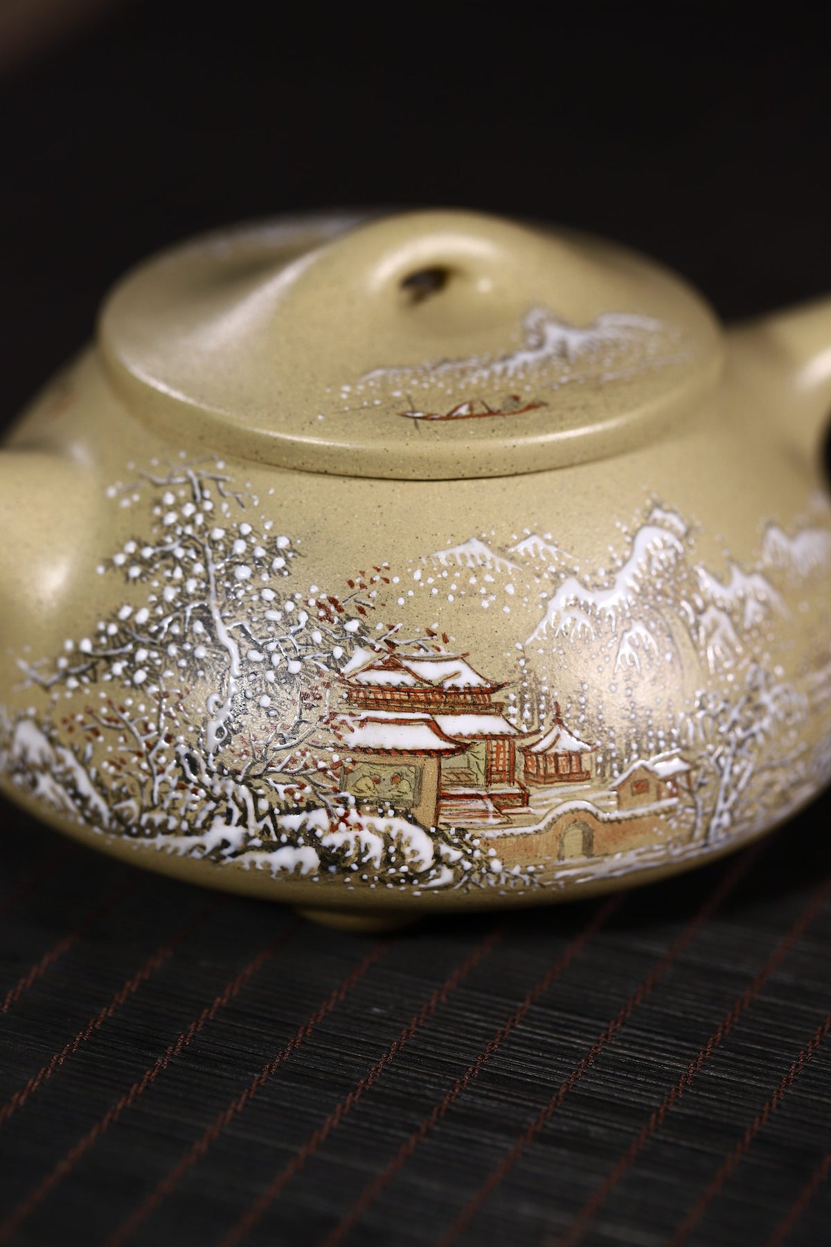 大师许成权高徒张丽老师制壶，陶瓷艺术大师沈凯老师装饰新品【景舟石瓢 · 玉蕊迎春】270cc
