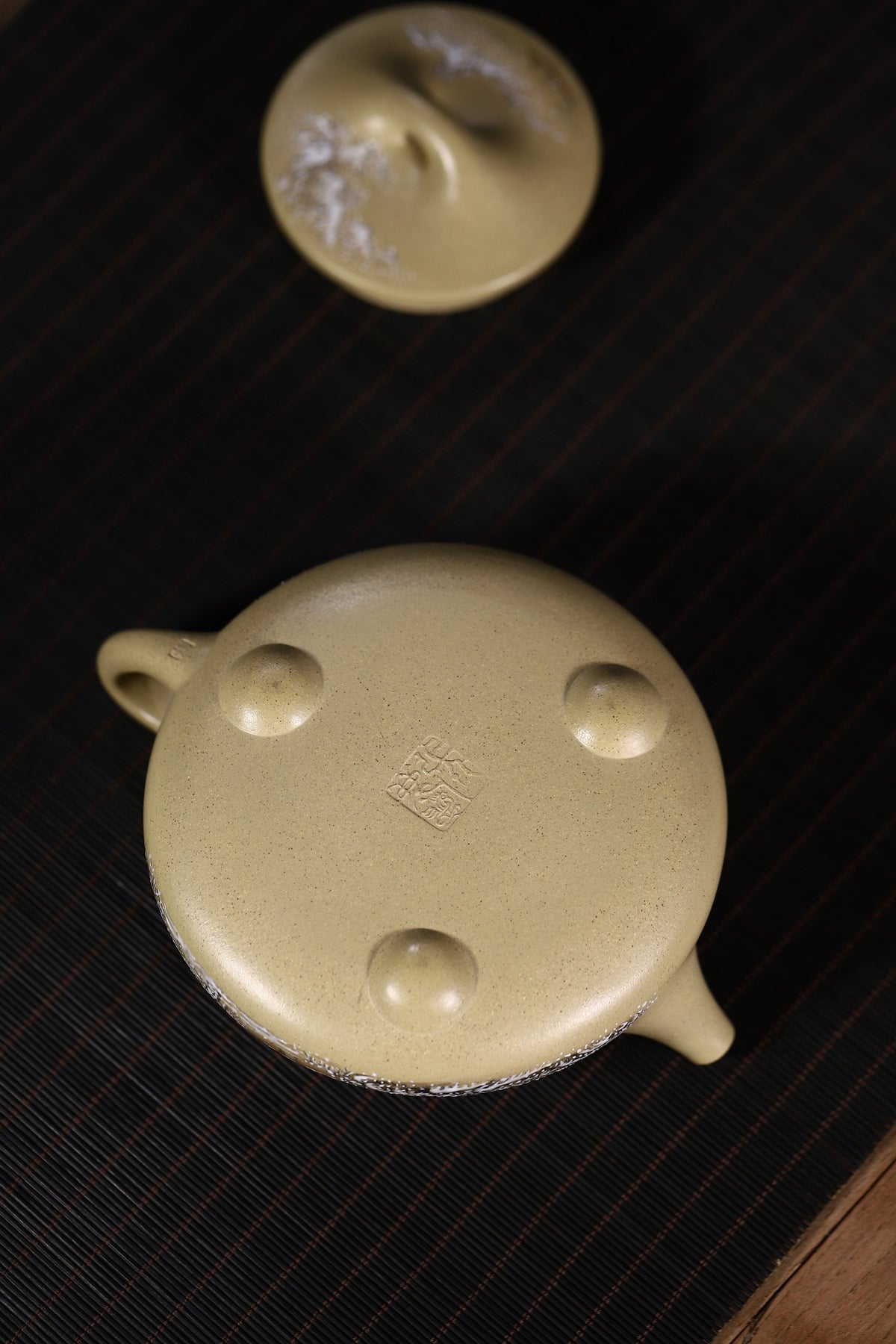 大师许成权高徒张丽老师制壶，陶瓷艺术大师沈凯老师装饰新品【景舟石瓢 · 玉蕊迎春】270cc