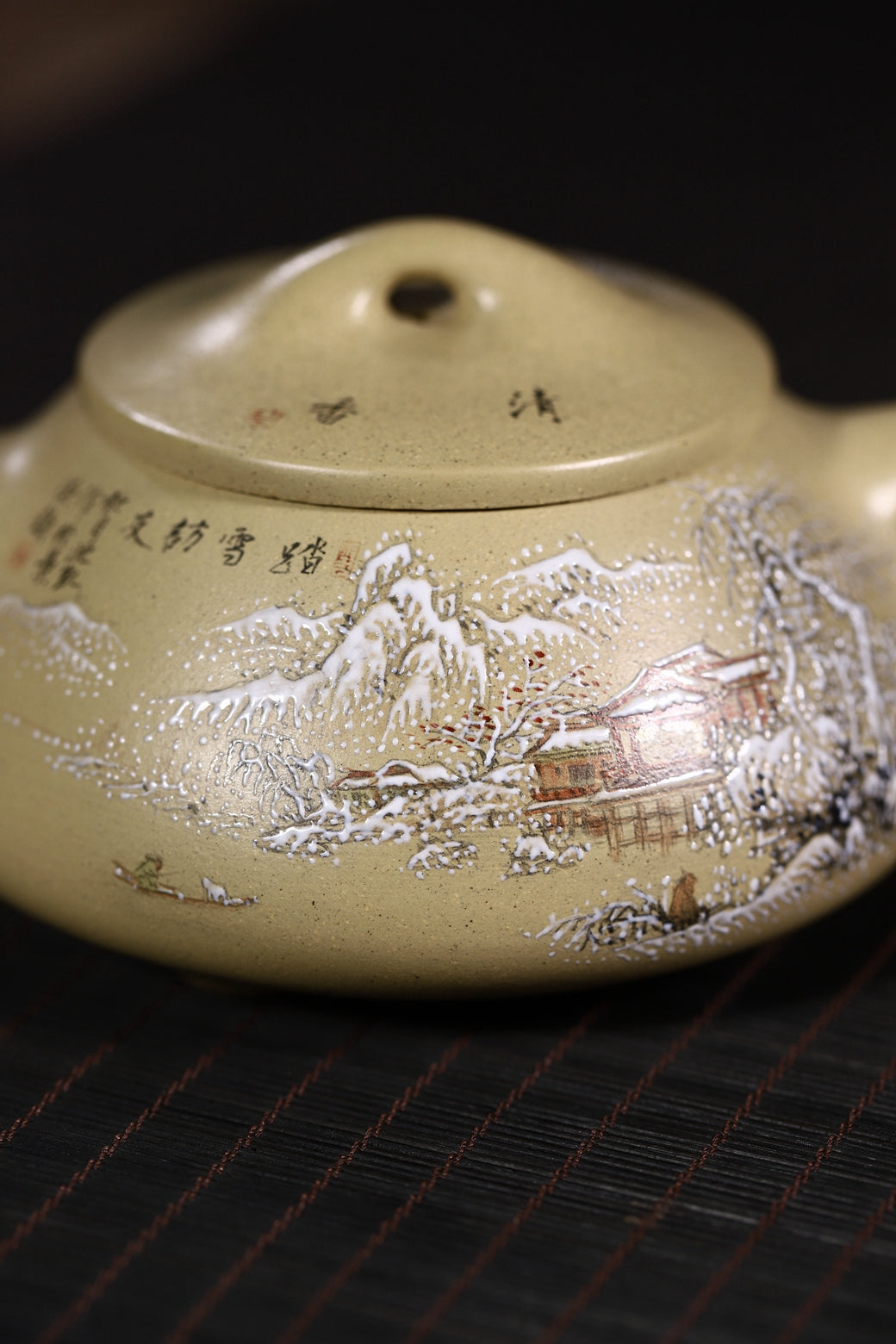 大师许成权高徒张丽老师制壶，陶瓷艺术大师沈凯老师装饰新品【景舟石瓢 · 踏雪飞鸿】270cc
